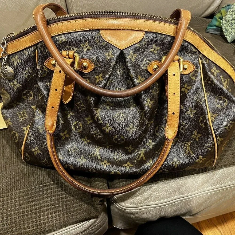 Louis Vuitton Tivoli Gm Brown Leather Hobo Bag